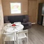 Hébergement de vacances Nowe Letniskowe Pod Sosenka- 4min Od Morza!